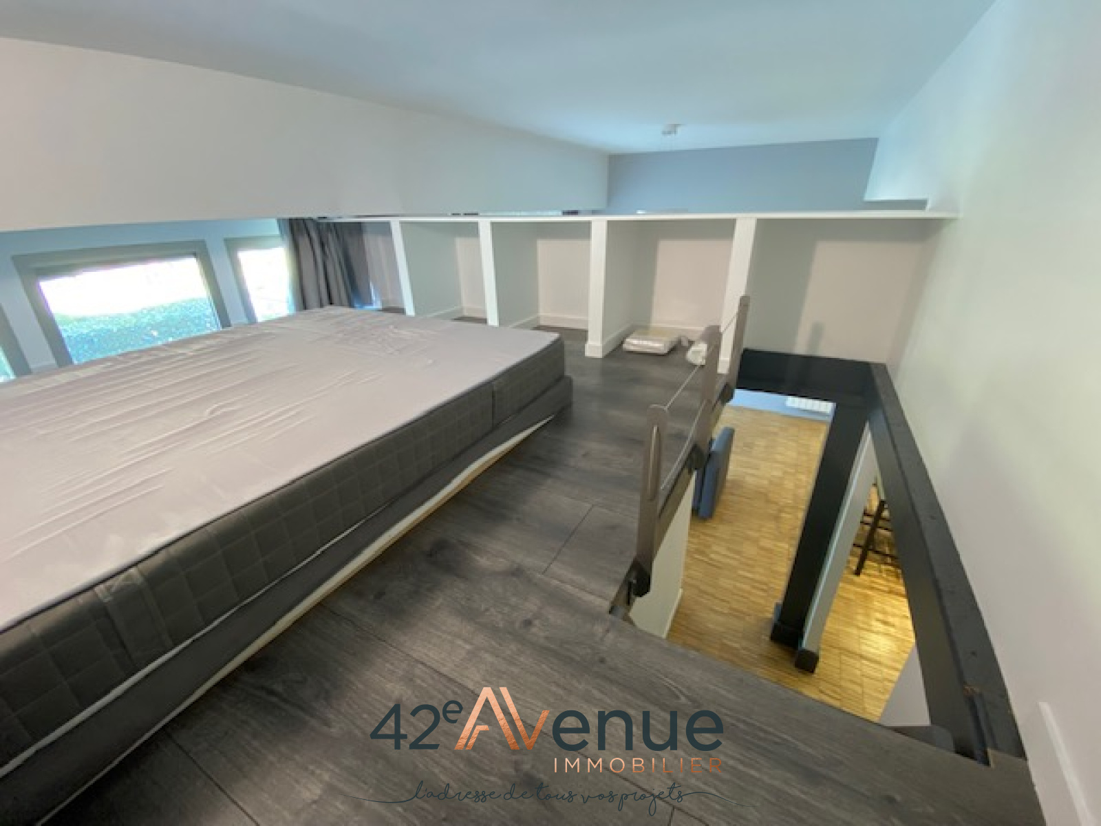 Image_, Studio, Saint-Étienne, ref :11000-1326-Studio1